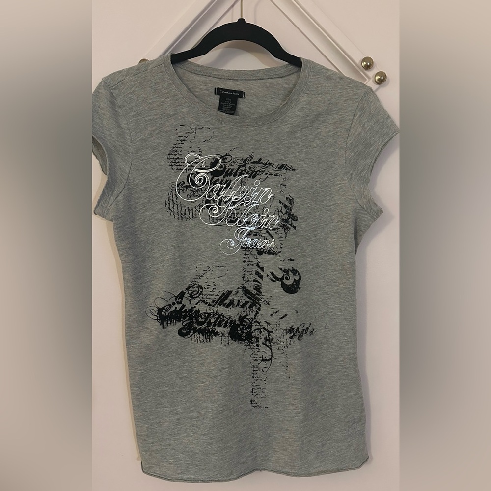 Calvin Klein tshirt